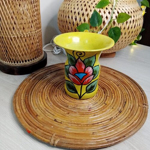Flower vase