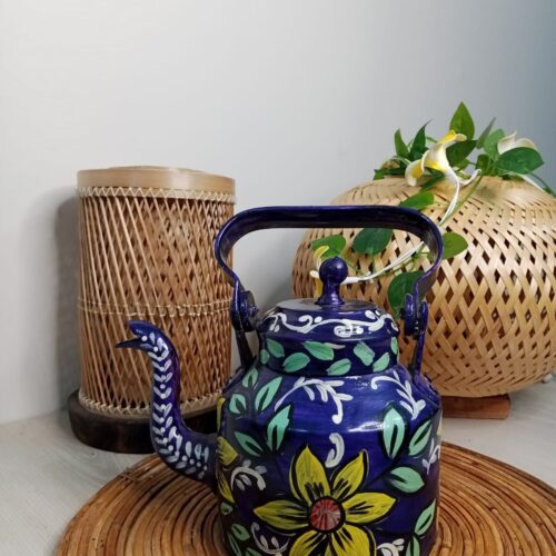 Painted kettle size 10/8